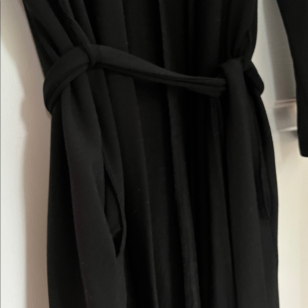 Hatch Black Knit Robe - Picture 3 of 4